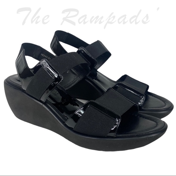 Donald J. Pliner Black Nona Patent Wedge Sandal Size Women's 8.5 - Picture 1 of 11
